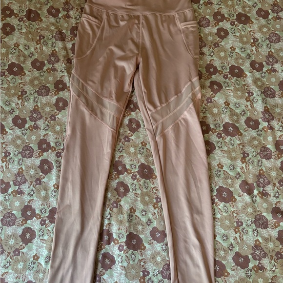New With Tags AZ Size Small/Medium Pink Athletic Leggings 24” W 28” L - Picture 4 of 6